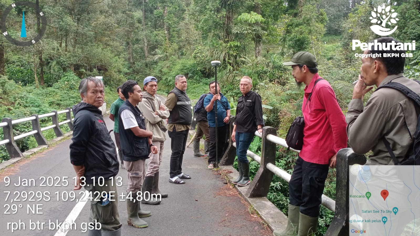 Pematokan Batas Wilayah LPHD Wanalestari Pematokan Batas Wilayah LPHD Wanalestari